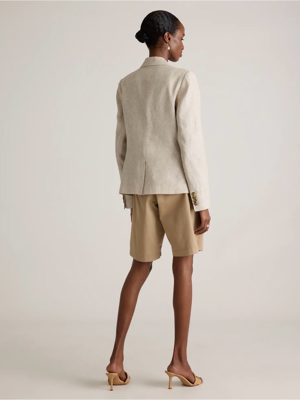 Quince Cream 100% European Linen Structured Blazer - Picture 3 of 5
